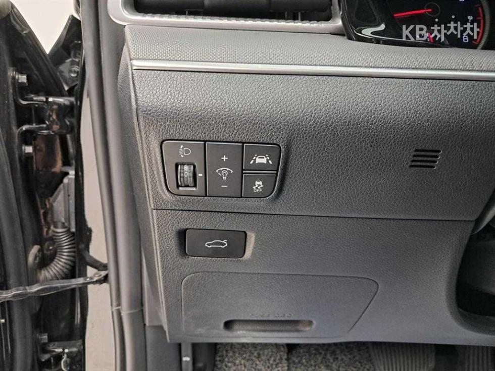 2020 - kia k5