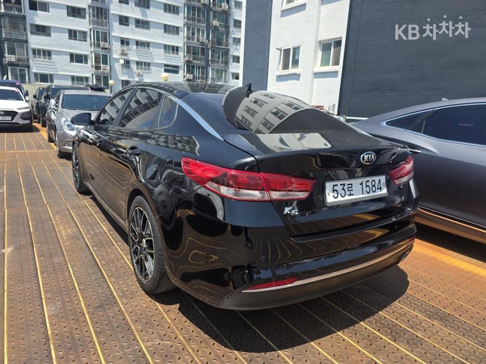 2016 - kia k5