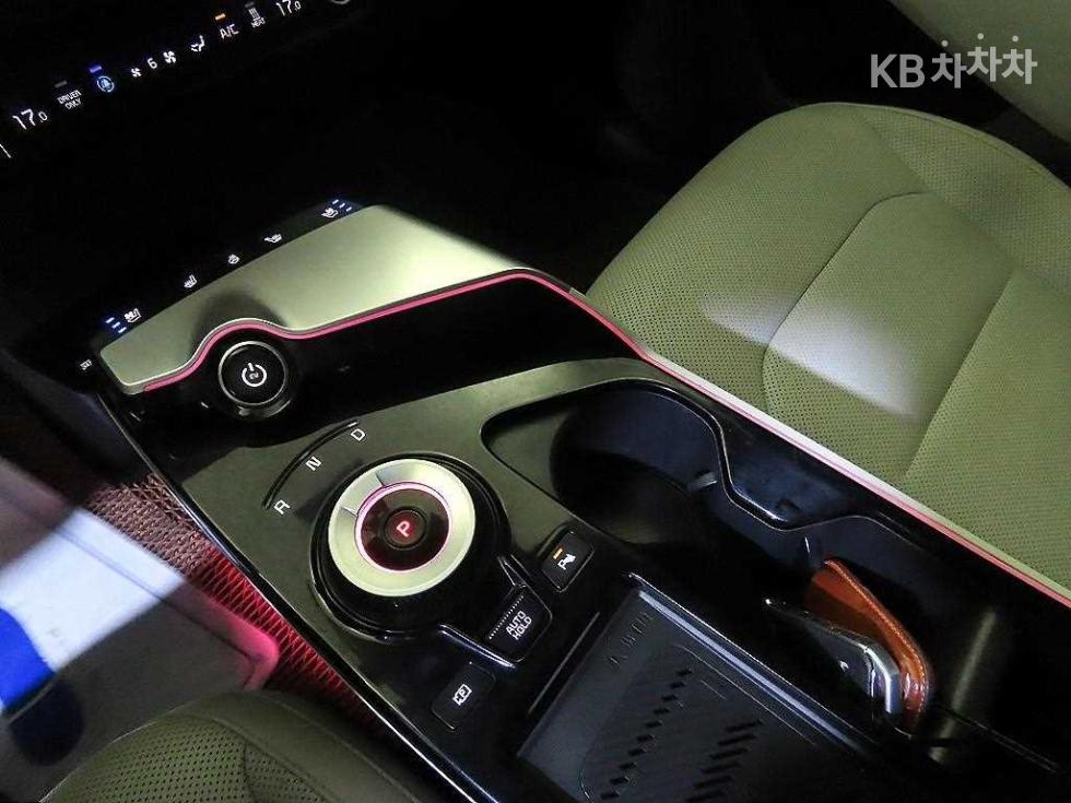 2022 - kia ev6