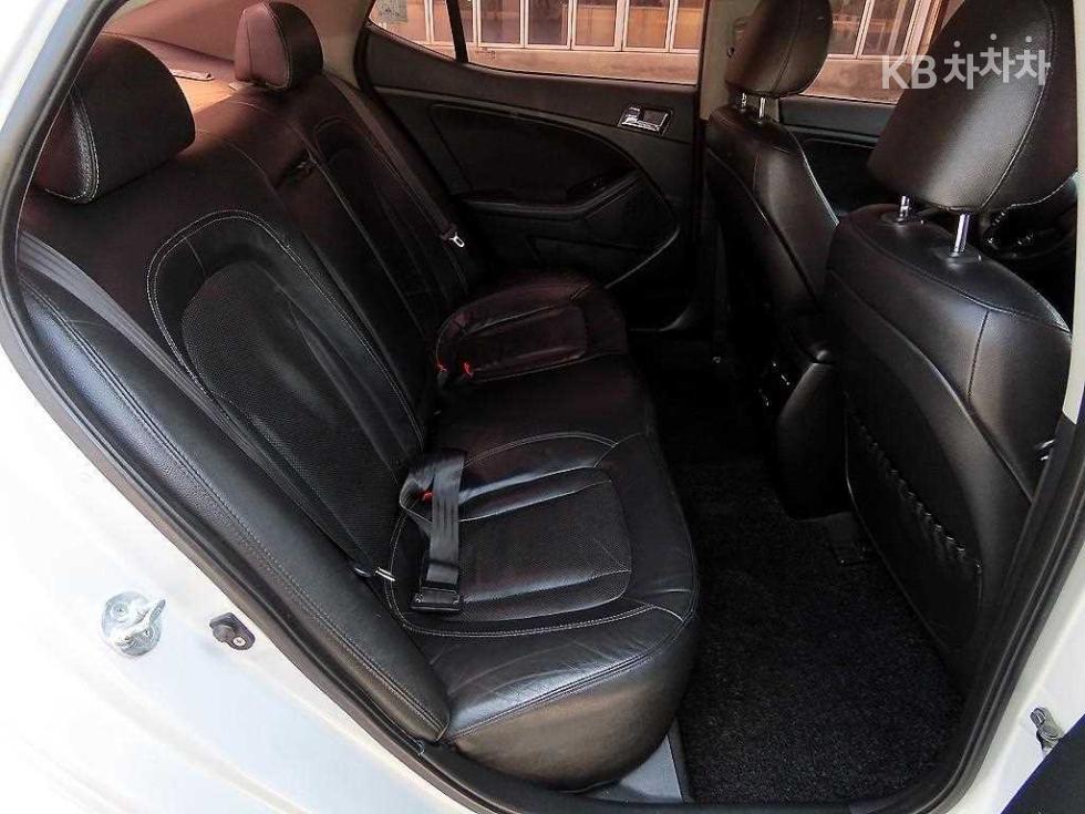 2011 - kia k5