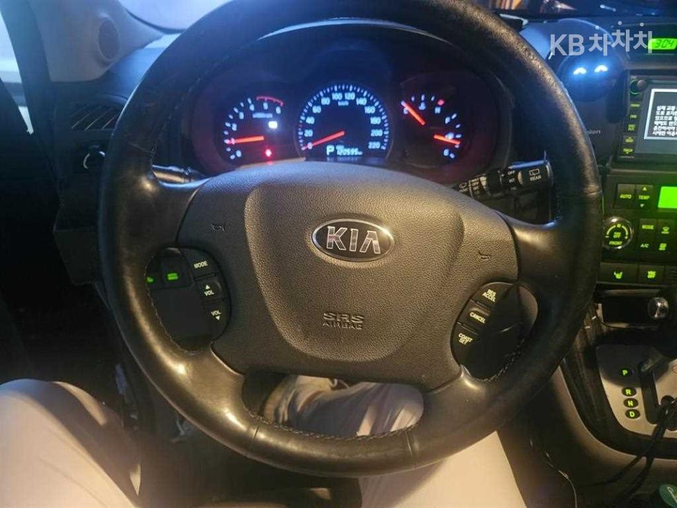 2014 - kia carnival