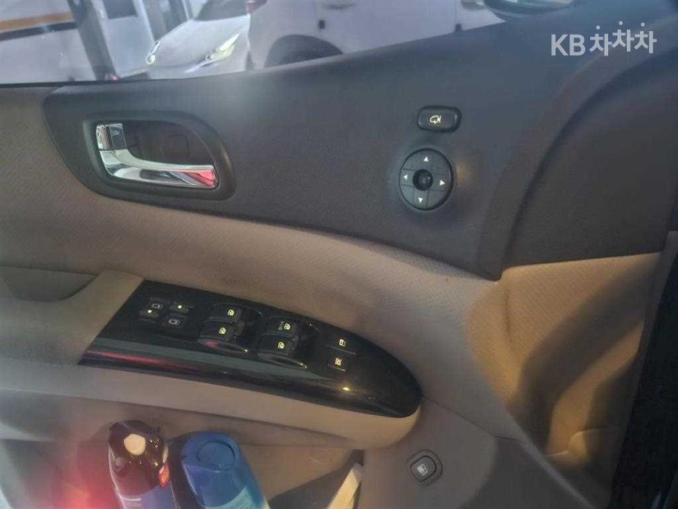 2014 - kia carnival