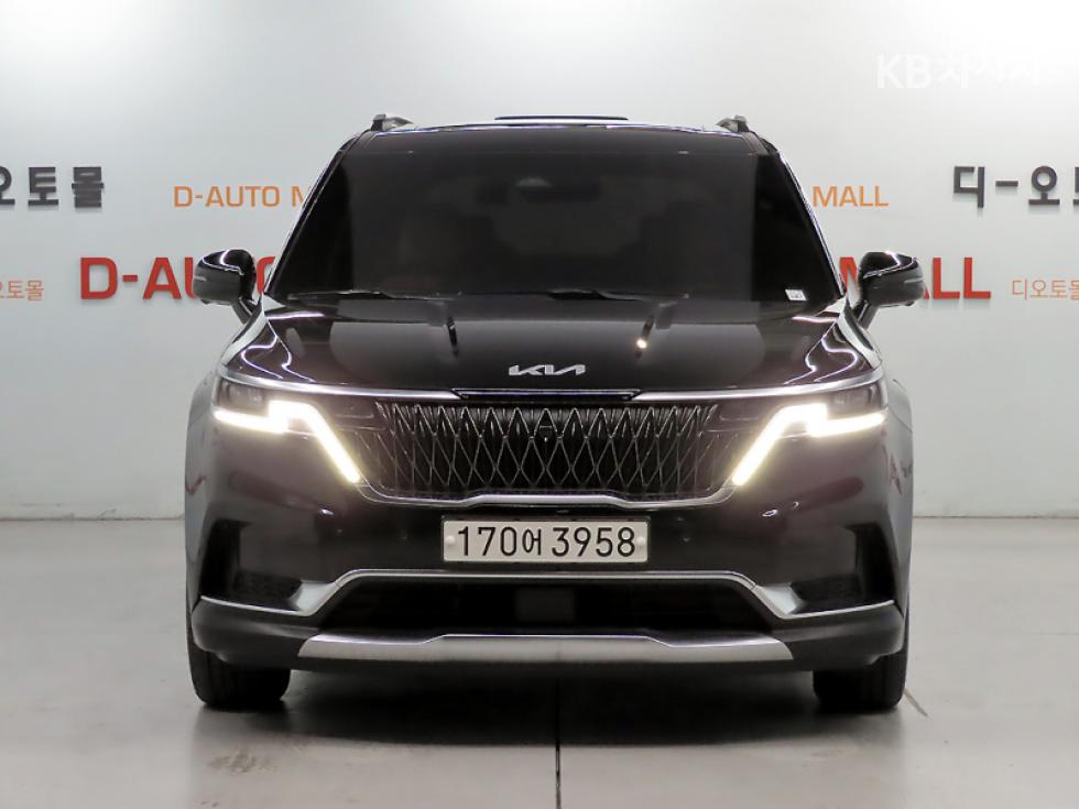 Kia Carnival — miniaturë 2