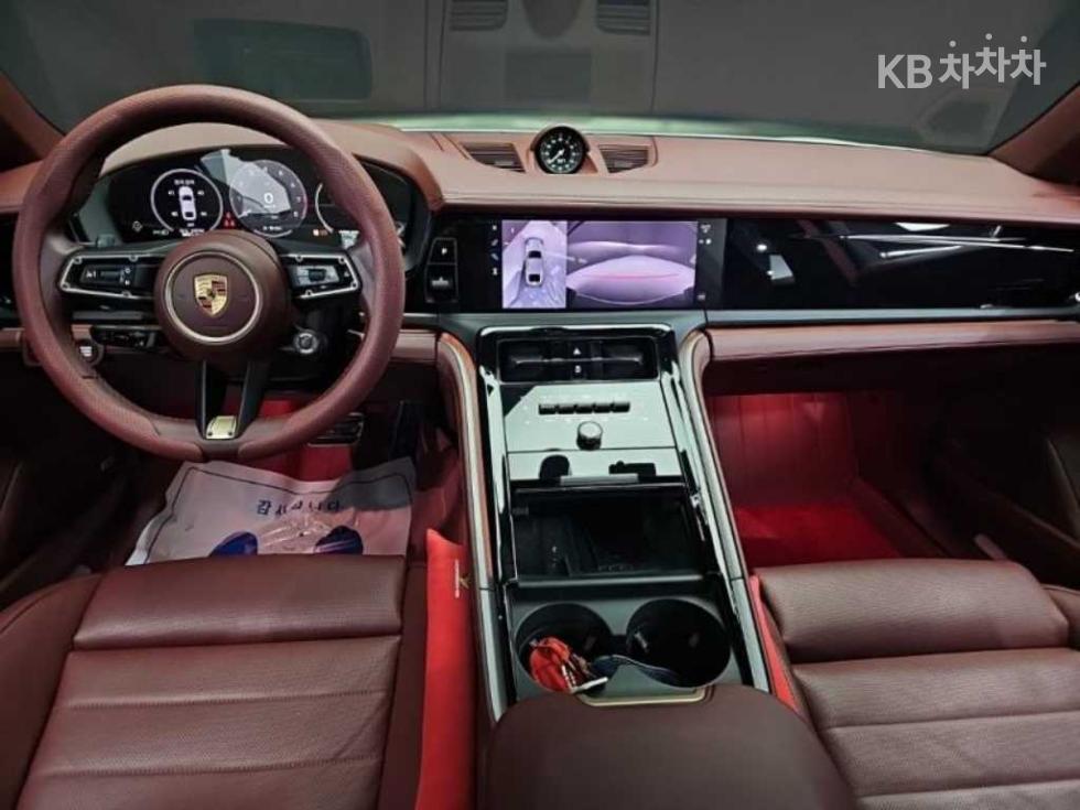 2025 - porsche panamera