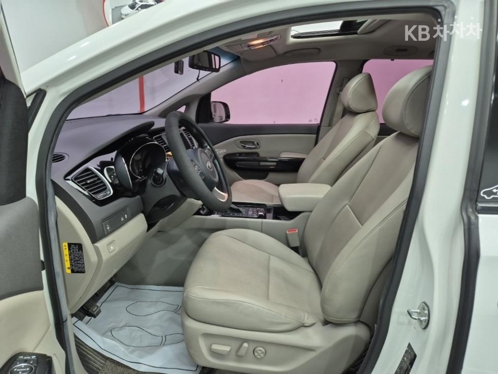 2016 - kia carnival