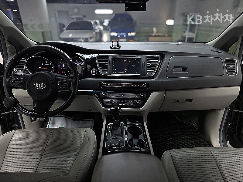 2015 - kia carnival