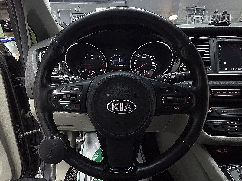 2015 - kia carnival