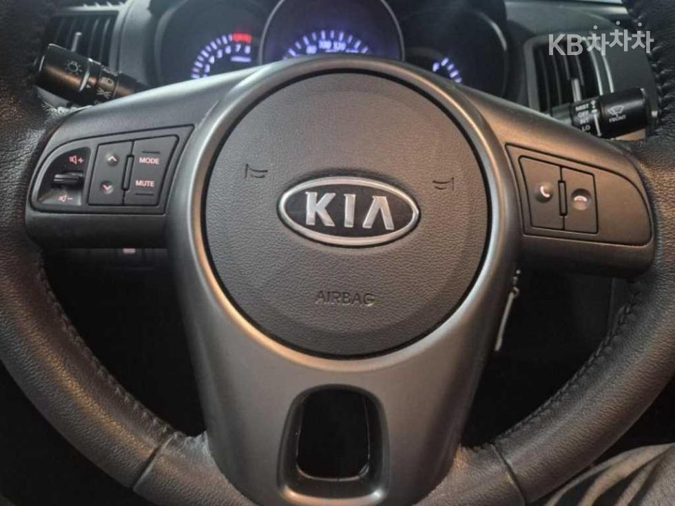 2012 - kia forte