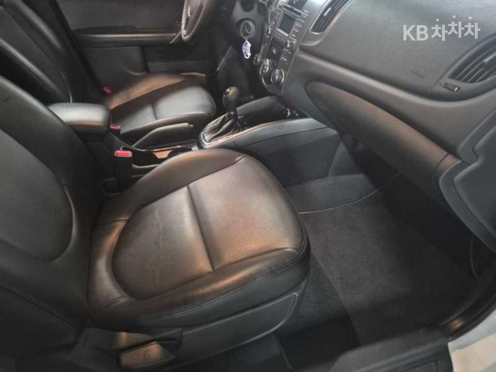 2012 - kia forte