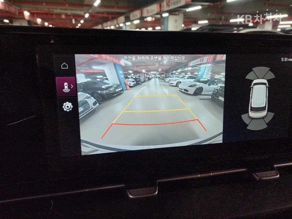 2023 - kia carnival