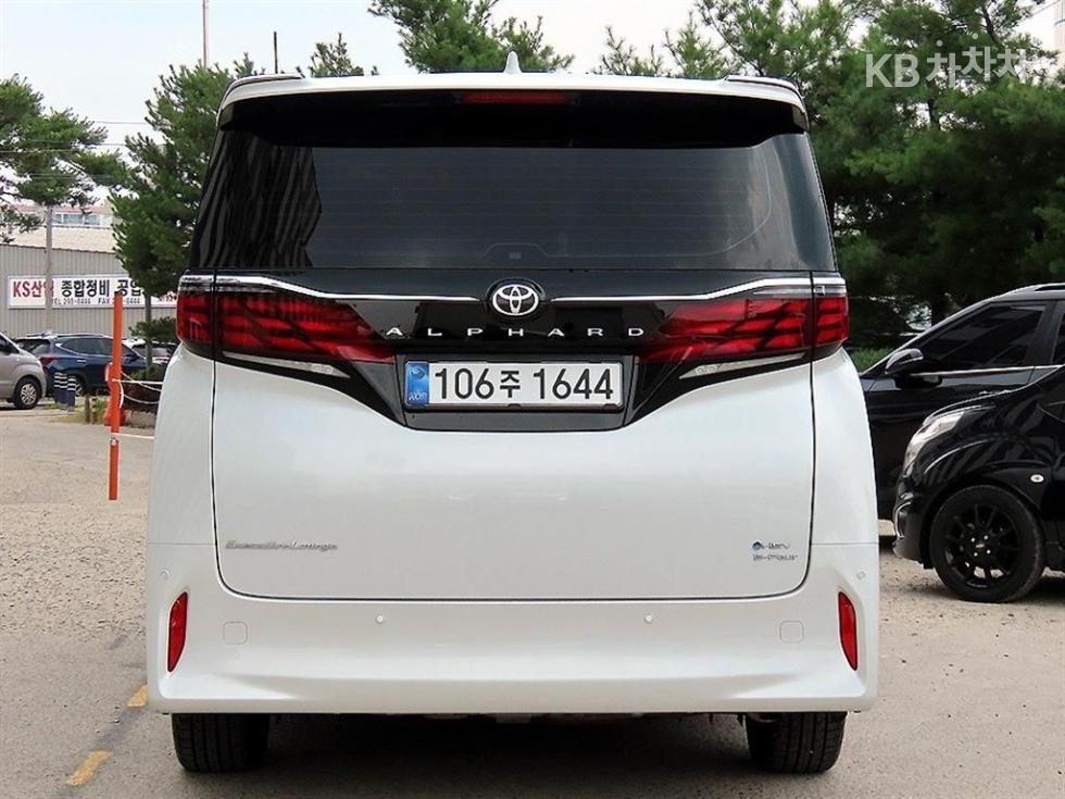 Toyota Alphard — miniaturë 4