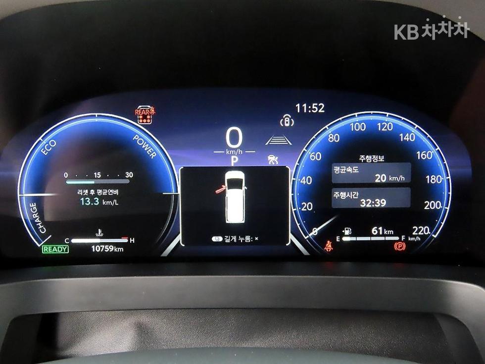 Toyota Alphard — miniaturë 11