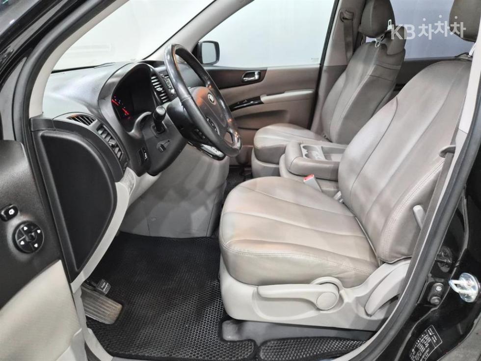 2013 - kia carnival