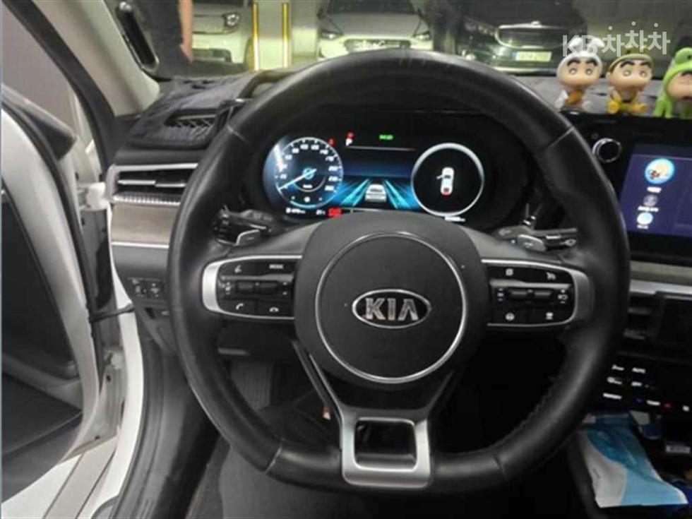 2021 - kia k5