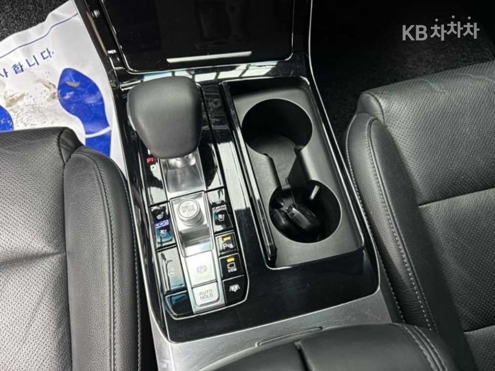 2020 - kia k7