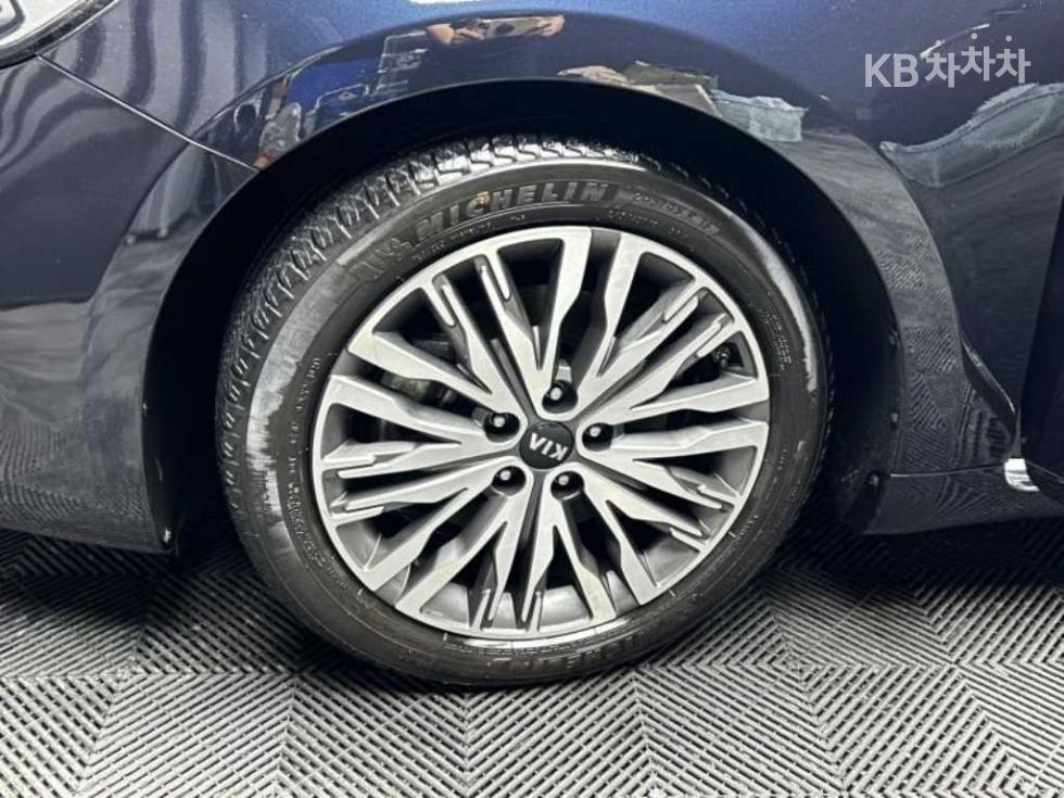 2020 - kia k7