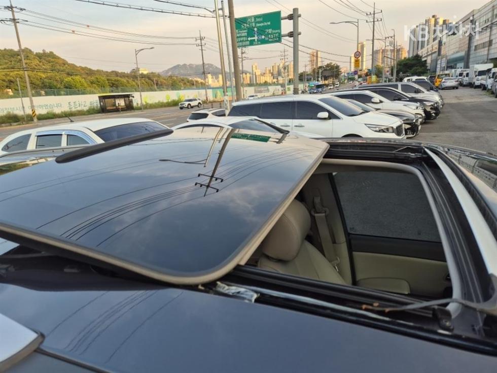 2016 - kia carnival