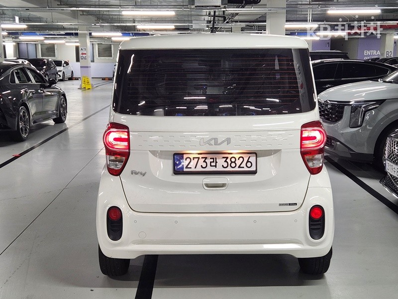 2022 - kia ray
