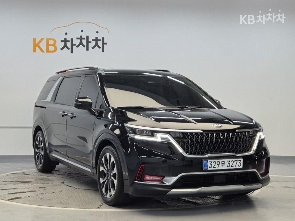 2021 - kia carnival