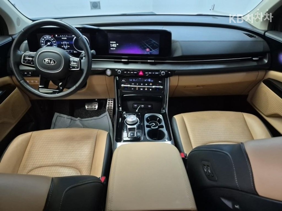 2021 - kia carnival