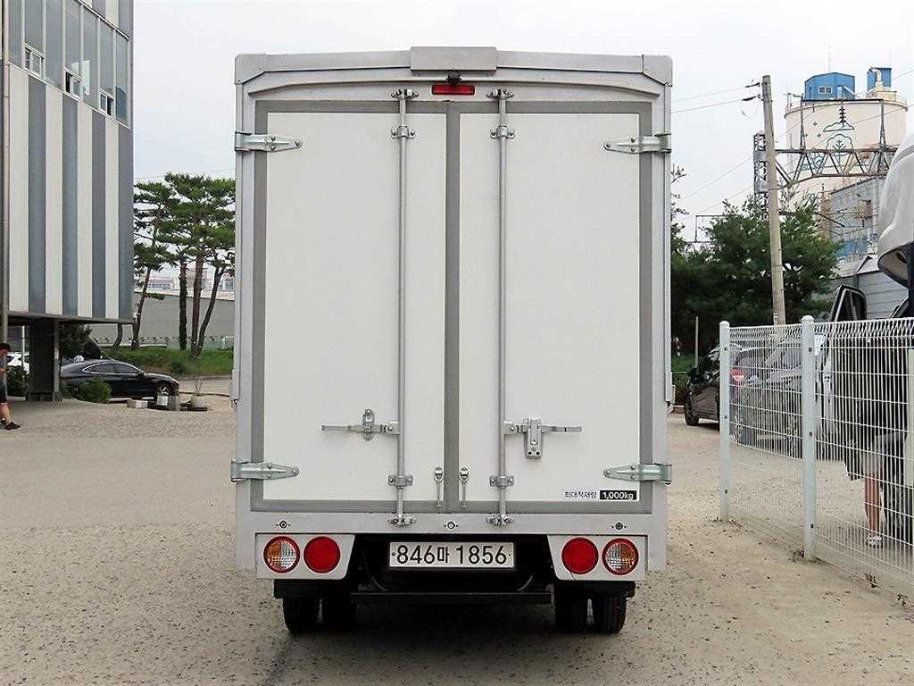 2022 - kia bongo iii