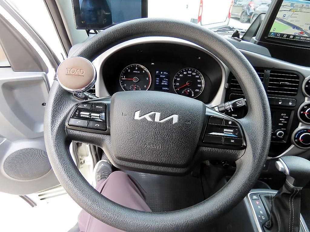 2022 - kia bongo iii