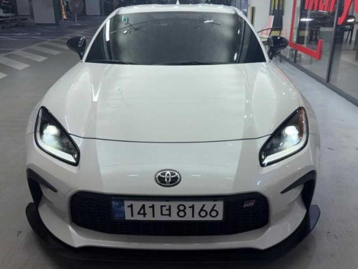Toyota Gr 86 2024 photo 2