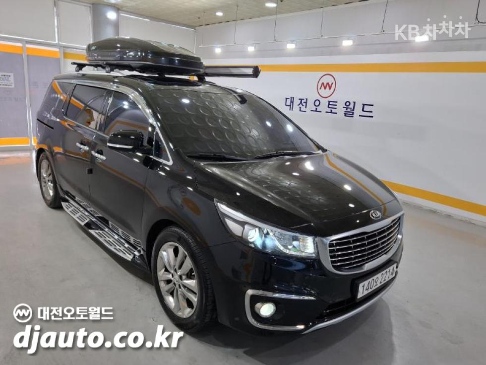 2017 - kia carnival