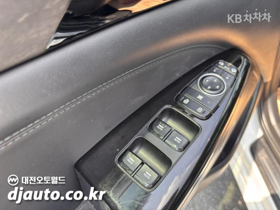 2021 - kia k7