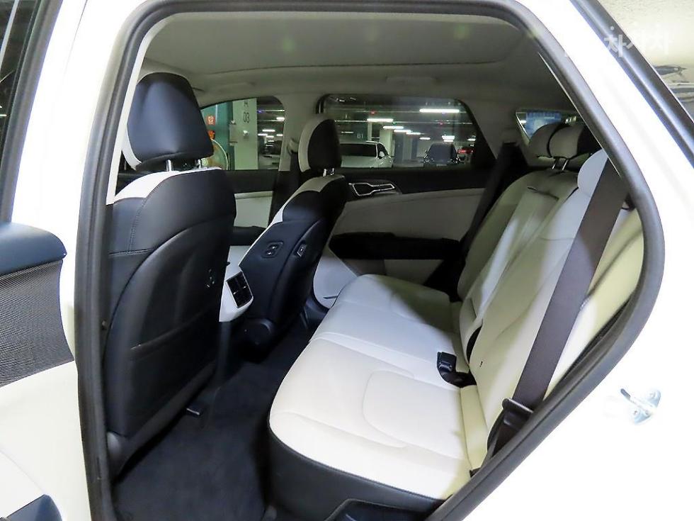 2024 - kia sportage