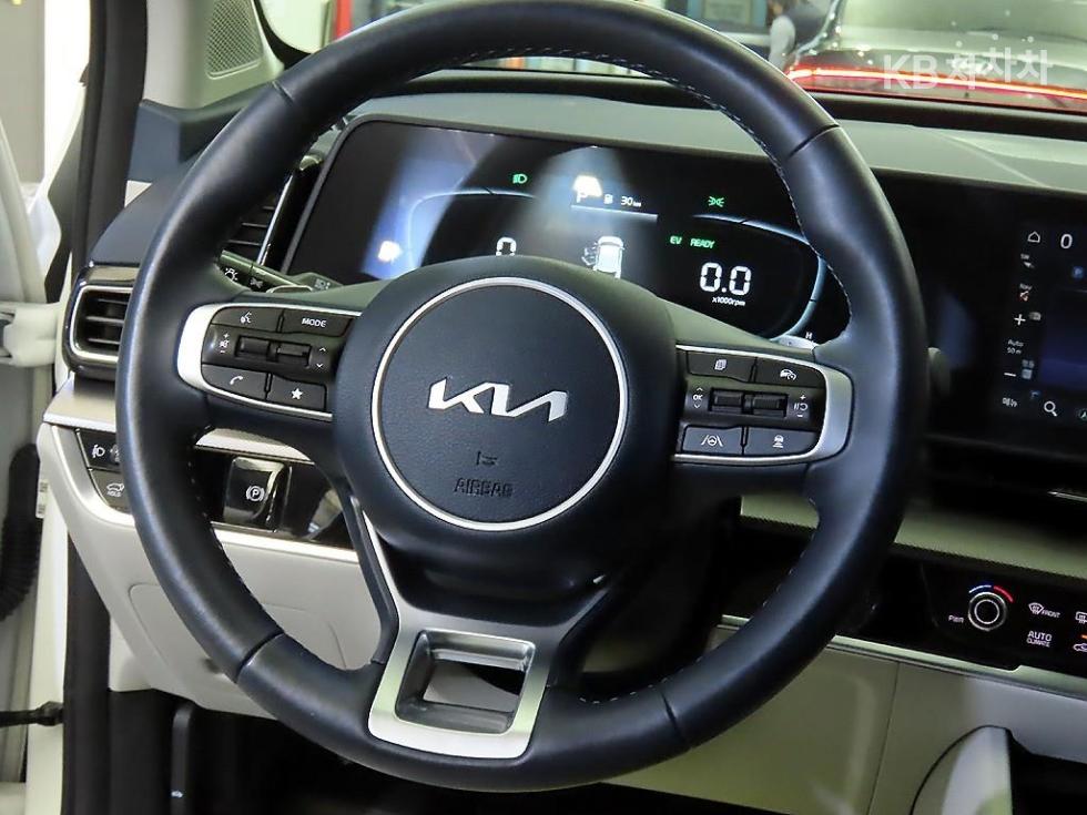 2024 - kia sportage