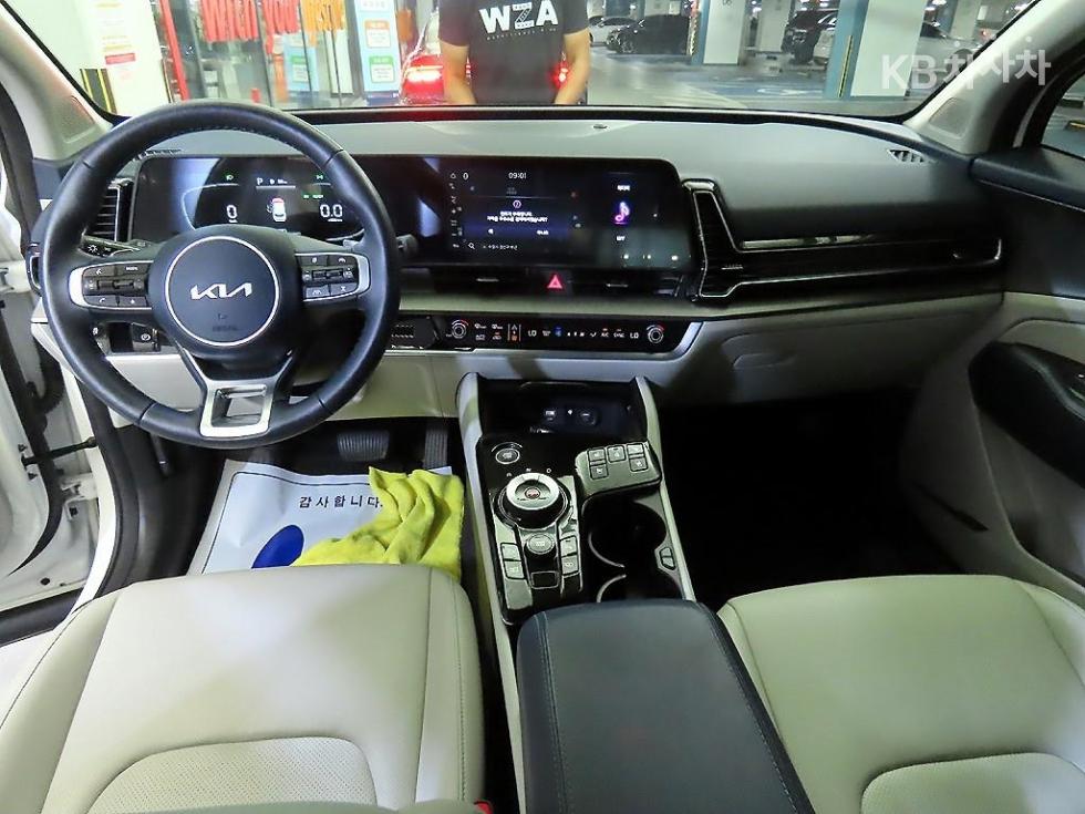 2024 - kia sportage