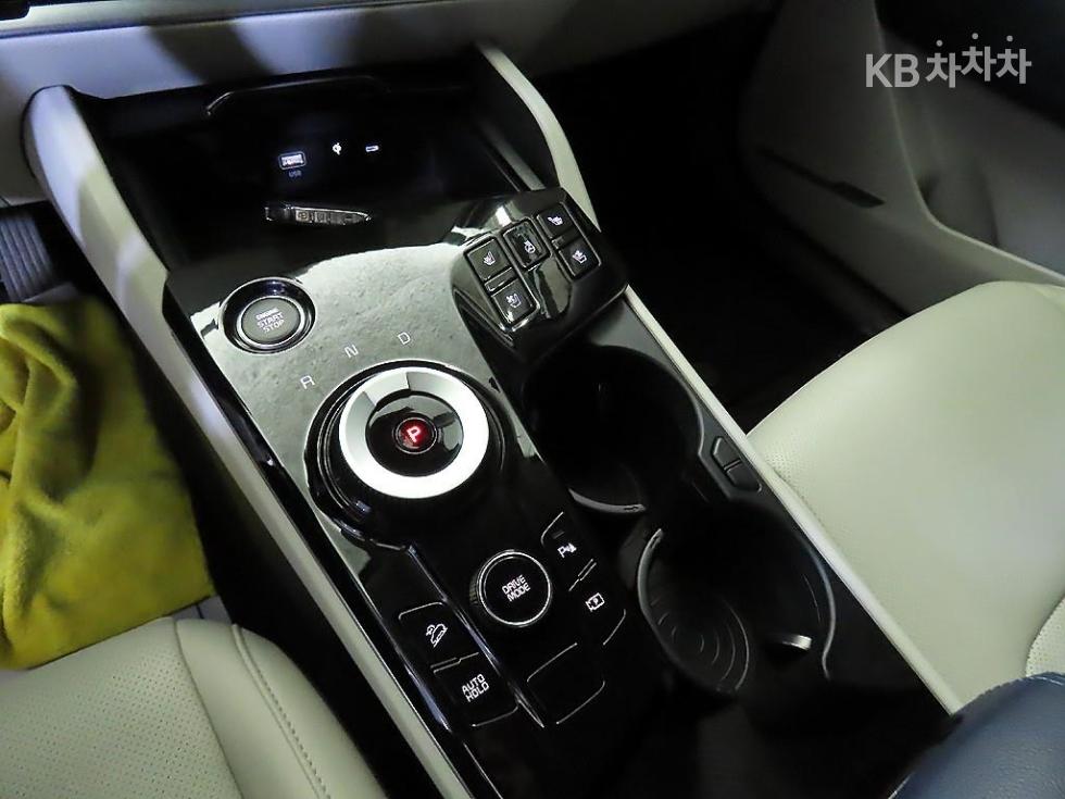 2024 - kia sportage