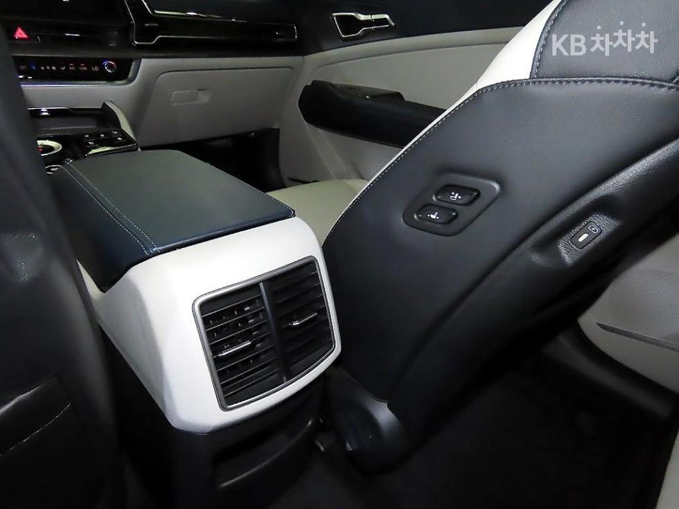 2024 - kia sportage