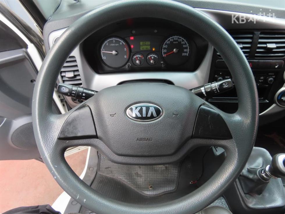 2016 - kia bongo iii