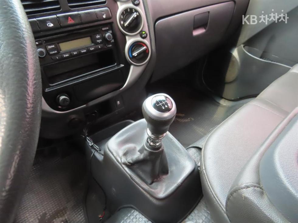 2016 - kia bongo iii