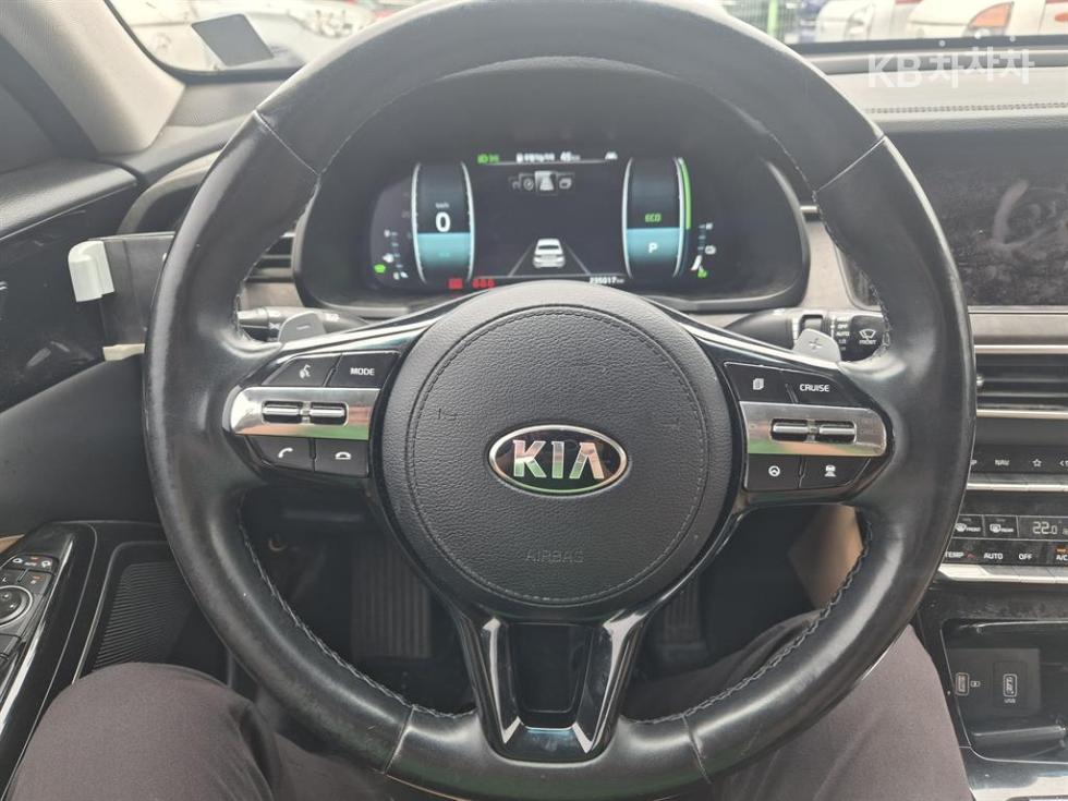 2021 - kia k7