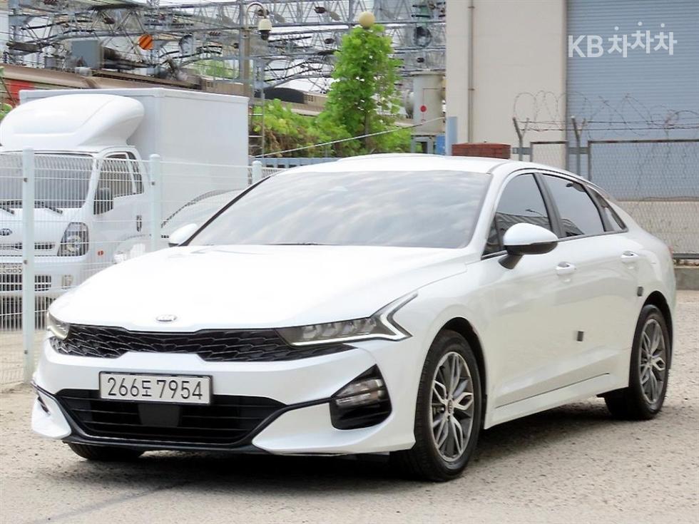 2021 - kia k5