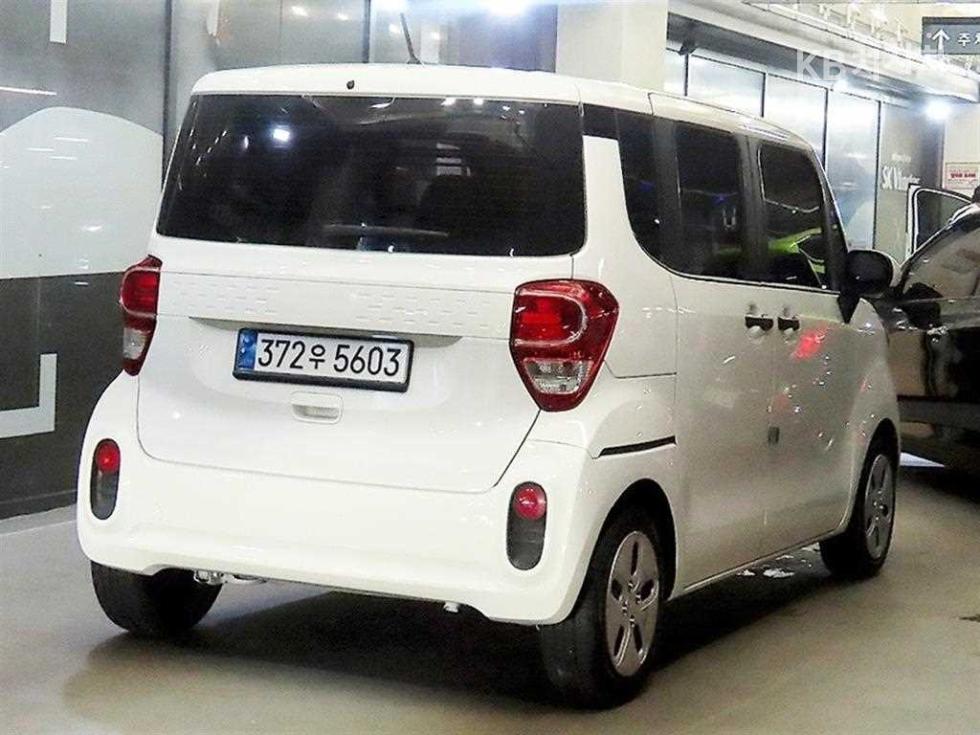 2022 - kia ray