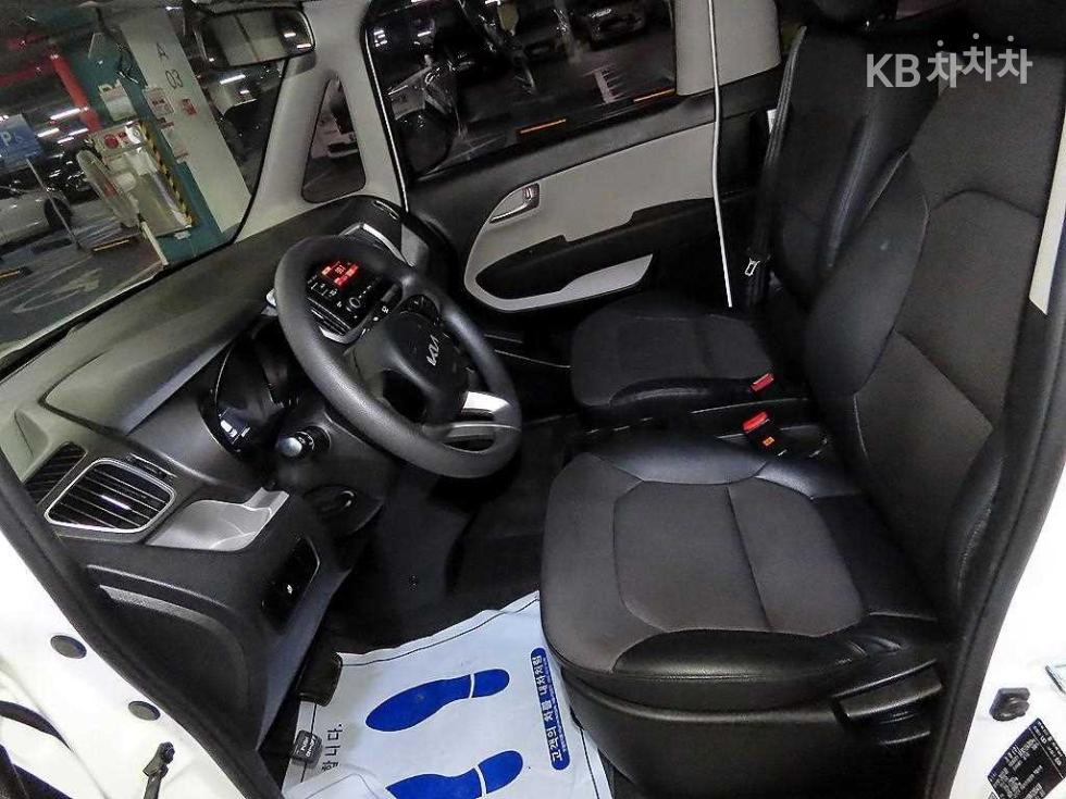 2022 - kia ray