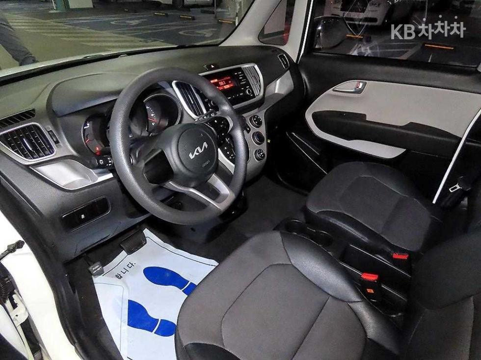2022 - kia ray