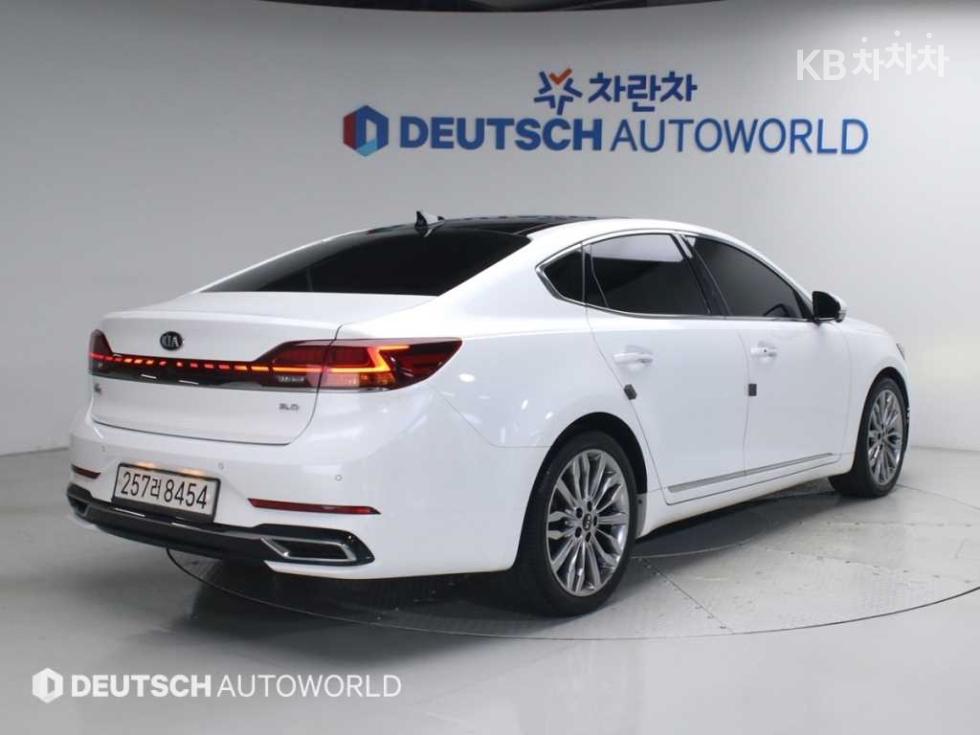 2020 - kia k7