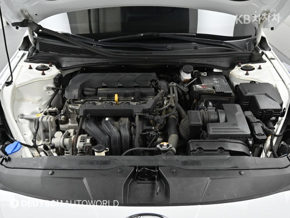 Hyundai Avante — miniaturë 7
