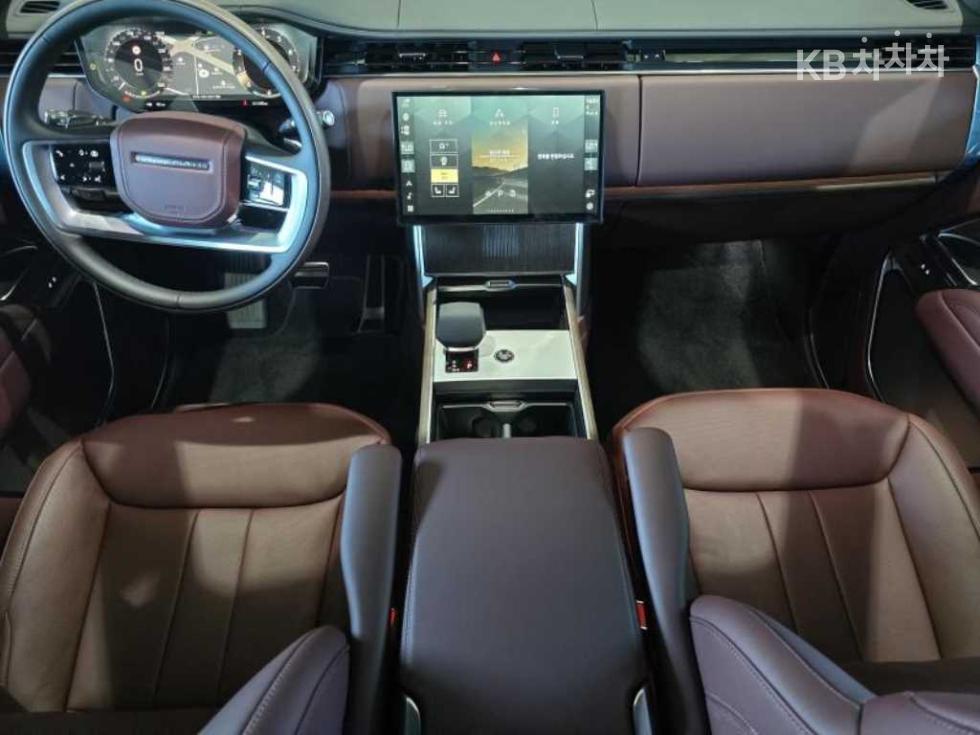 Land Rover Range Rover — miniaturë 7