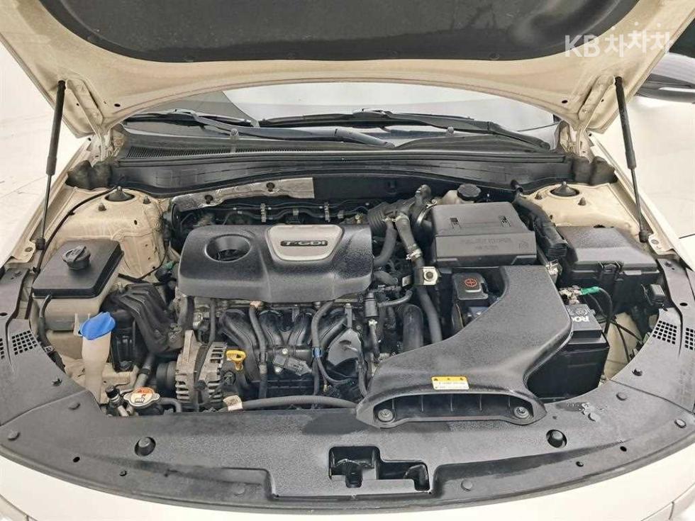2019 - kia k5