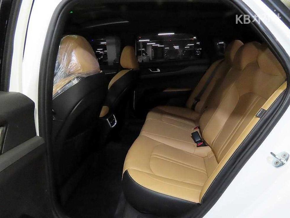2023 - kia k5