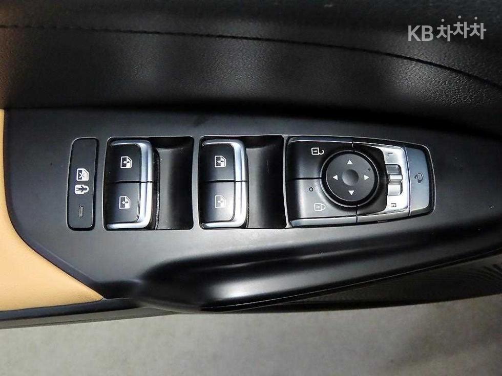 2023 - kia k5