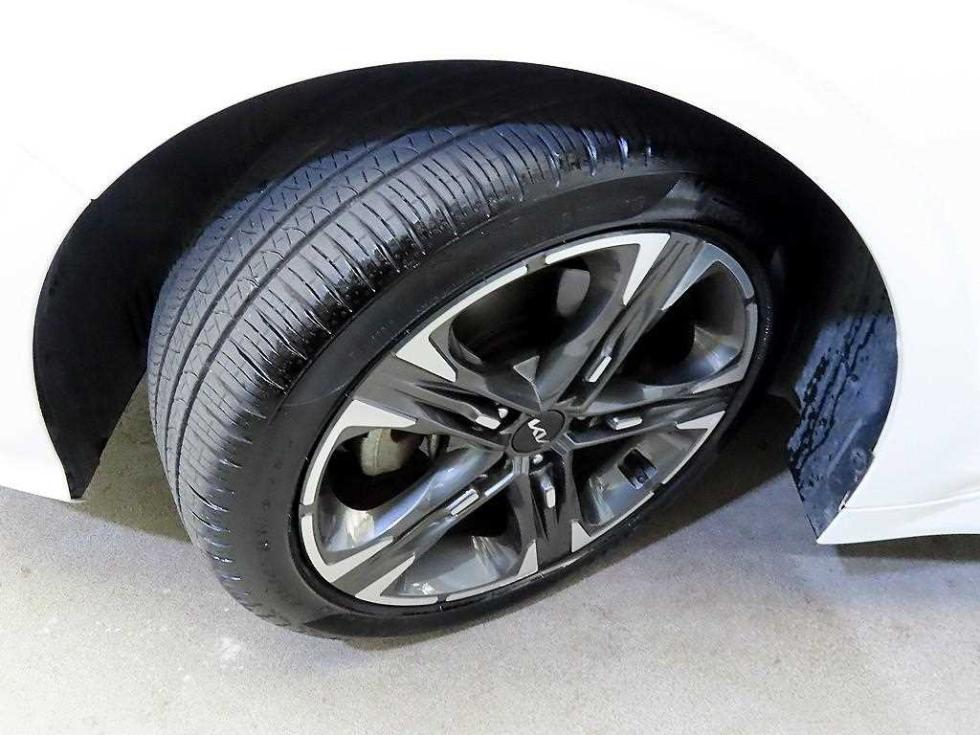 2023 - kia k5