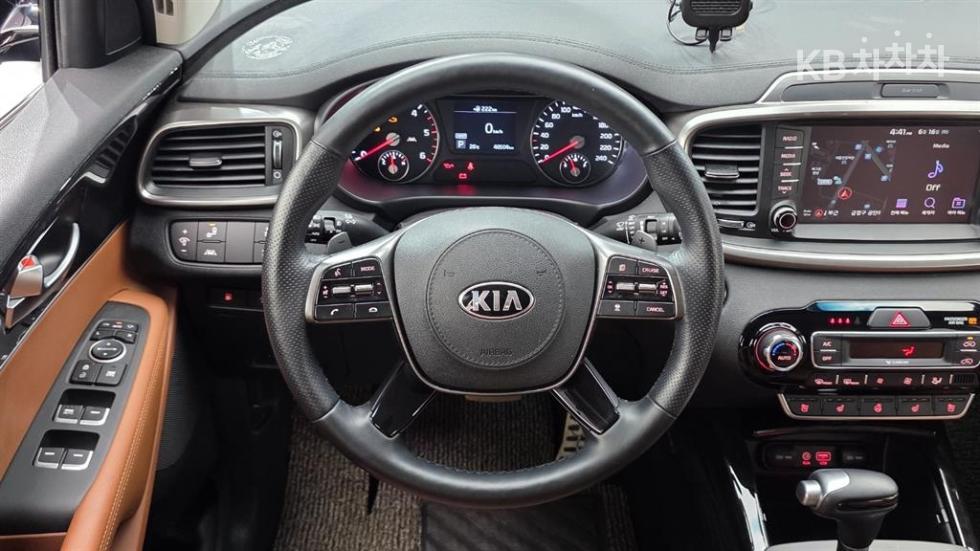2020 - kia sorento
