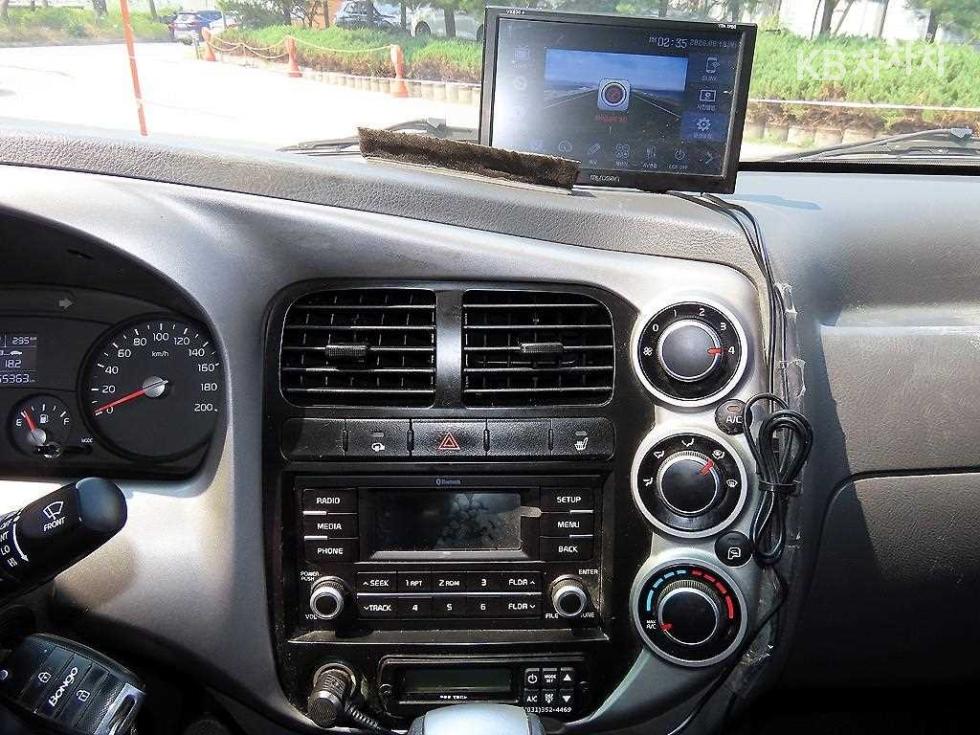 2019 - kia bongo iii